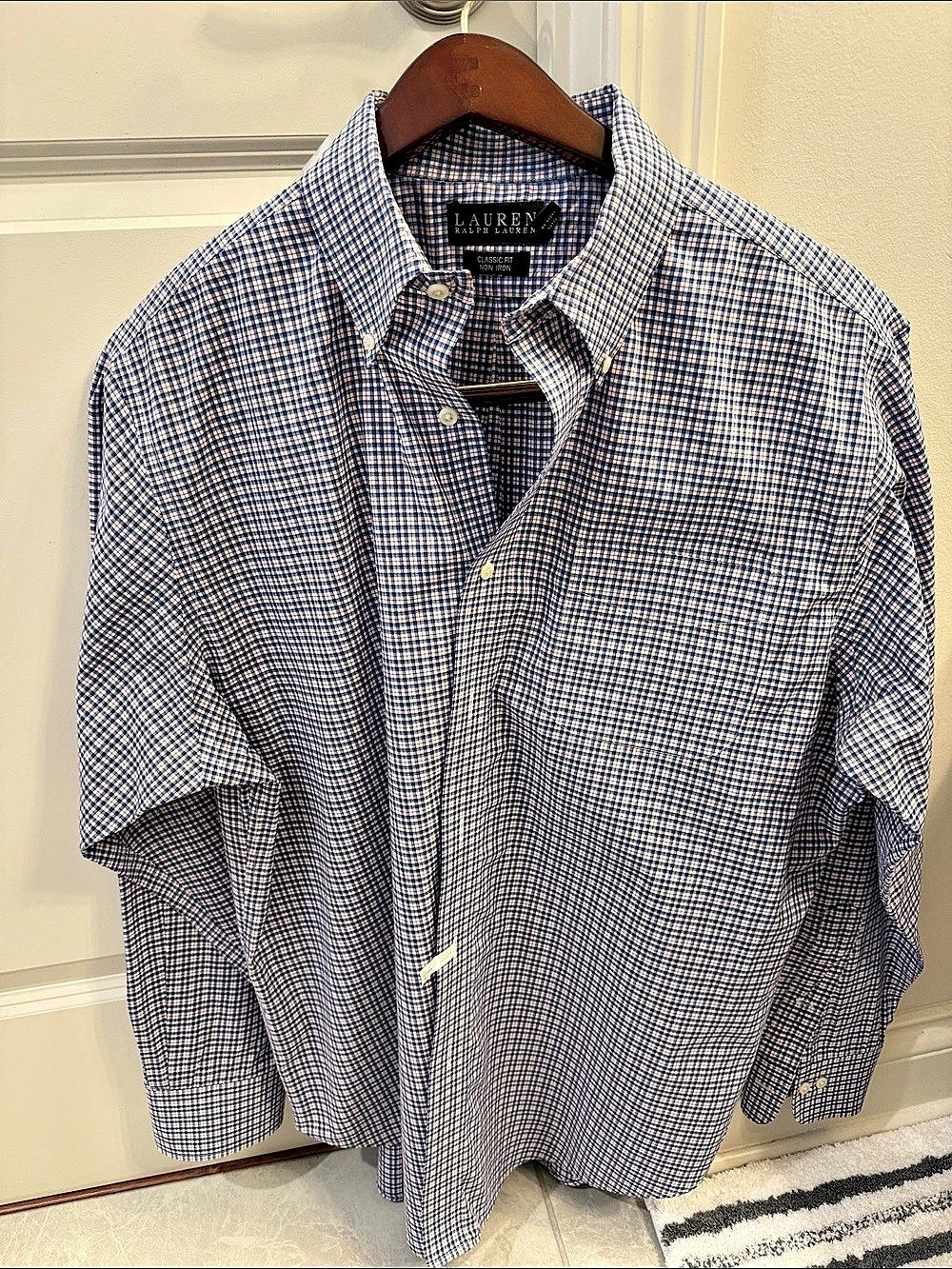 Lauren Ralph Lauren Classic Fit Plaid Button Down in Blue & White Size Large
